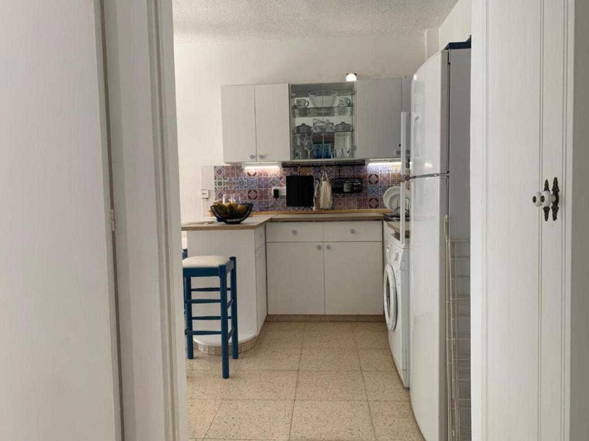 Romy'S Cozy One Bedroom Apt Larnaca Exterior photo